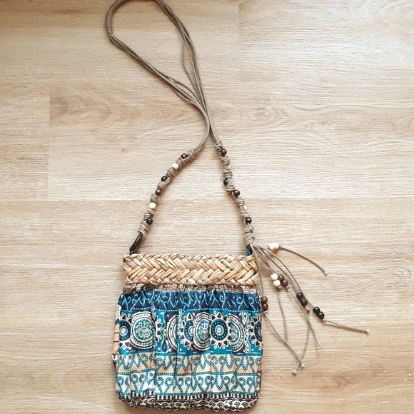 Sun 'N' Sand Boho Multicolor Straw Top Crossbody Bag - Picture 11 of 11